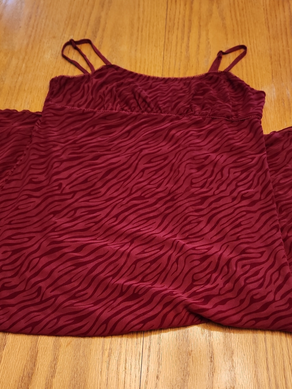 Madden NYC Women's Red Zebra-Print Velevet Slip Dress - Picture 13 of 16